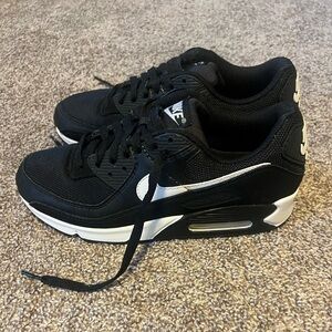 Nike Air Max 90
